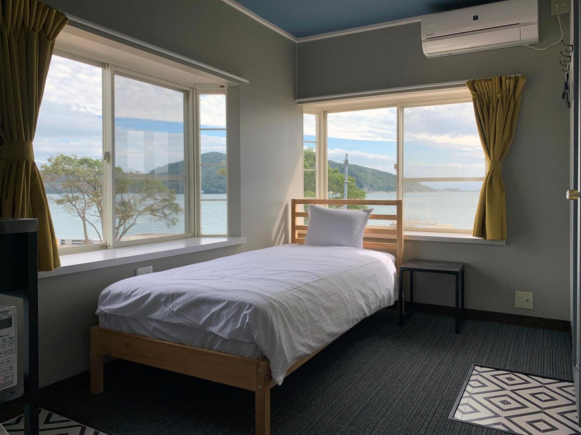 Hatn Hat Guesthouse ハッツンハット Шодошима Екстериор снимка